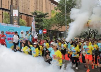 Tangsel Color and Bubble Run Meriahkan HUT ke-17 Kota Tangerang Selatan