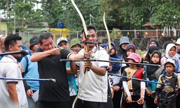 Bupati Tangerang Buka Kejuaraan Panahan Bupati Cup 2025