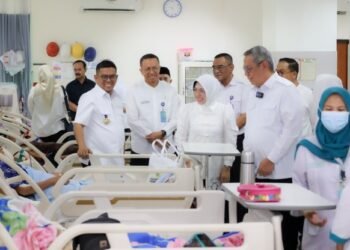 Gubernur Banten Tinjau Pelayanan RSU Kota Tangsel, Benyamin Davnie Pastikan Kualitas Layanan Terus Ditingkatkan