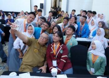 Pemilih Pemula Diproyeksikan Dominasi Pemilu 2029, Pemkot dan KPU Tangsel Perkuat Demokrasi Lewat Sekolah Jawara