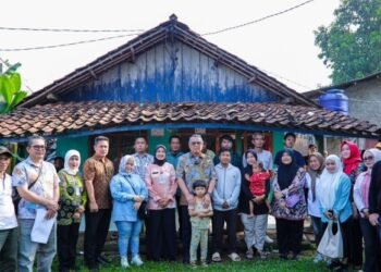 Benyamin Davnie Lanjutkan Program Bedah Rumah, Targetkan 329 Unit Diperbaiki Sepanjang 2026