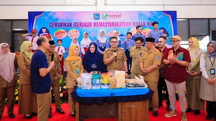 Pilar Saga Ichsan Ajak Warga Tangsel Gemar Makan Ikan demi Generasi Sehat dan Bebas Stunting