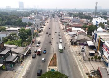 DSDABMBK Tangsel Bangun Median dan Dua U-Turn di Jalan Rawa Buntu