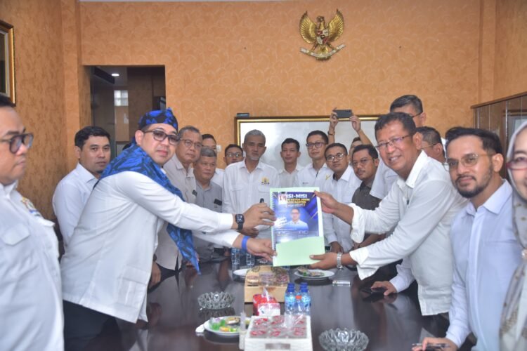 M Azzari Jayabaya Maju Jadi Ketua Umum KADIN Banten