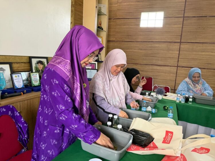 Wanita Islam Kota Serang Dorong Ketahanan Pangan dan Ekonomi Keluarga Melalui Pelatihan Hidroponik