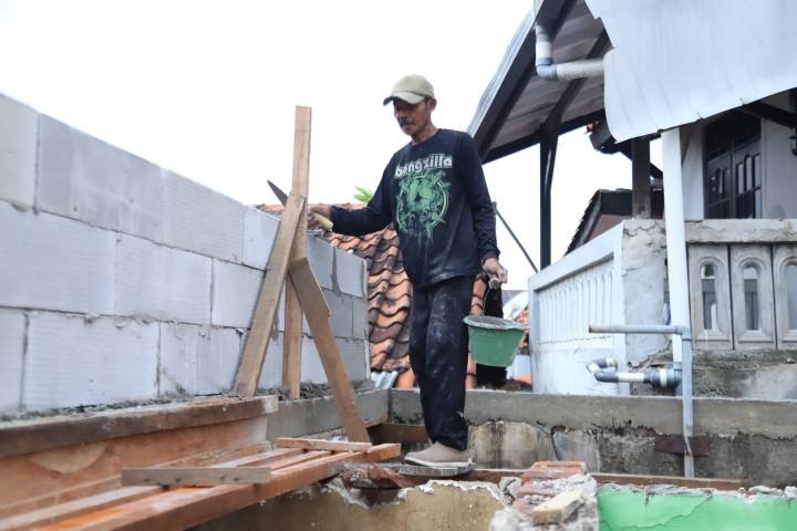 Hingga Oktober 2026, Program Bedah Rumah Kota Tangerang Capai 875 Unit